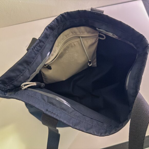 Bellroy Lite Tote - Shadow - Picture 6 of 7